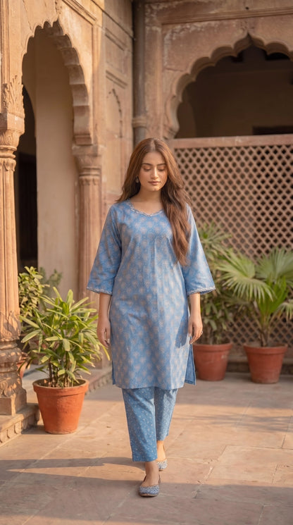 Women's Unstitched Printed Poly Lawn 2 Piece Suit –  Sky Bloom